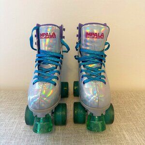 Impala Quad Rollerskates - Light Holographic Purple